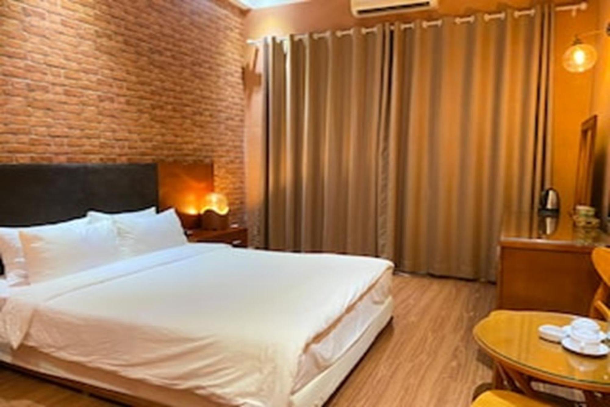 Super Oyo Capital O 1173 Le Grand Hanoi Hotel - The Ruby Esterno foto