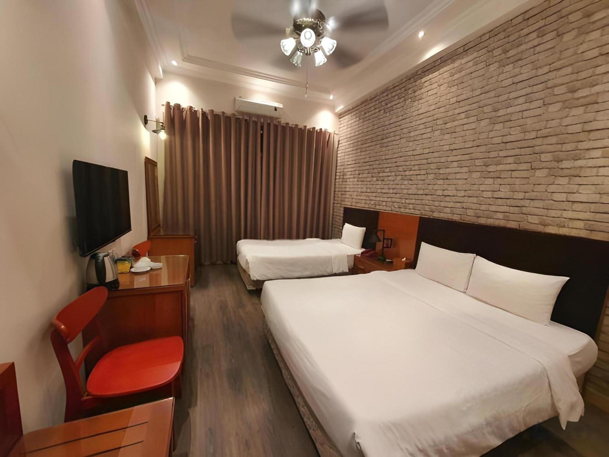 Super Oyo Capital O 1173 Le Grand Hanoi Hotel - The Ruby Esterno foto